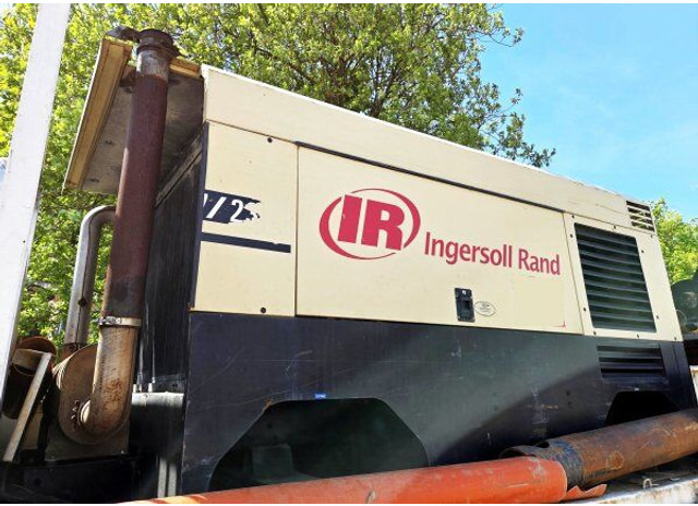 Ingersoll Rand 17/235 C43 - Légkompresszor: 1 kép. Ingersoll Rand 17/235 C43 - Légkompresszor: 1 kép.