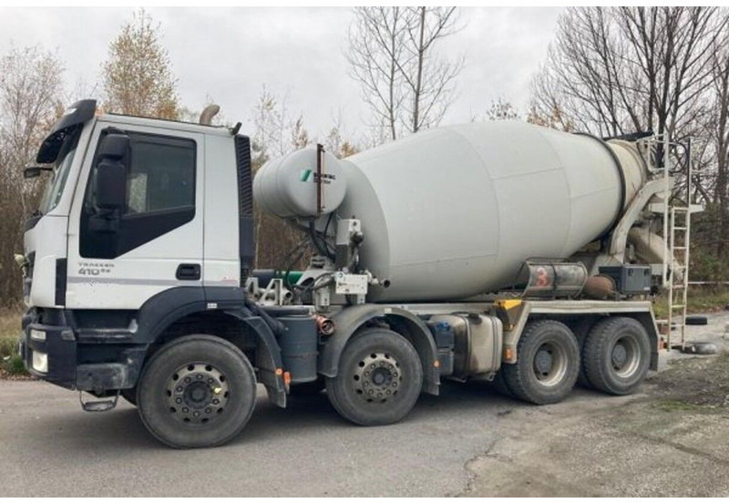 Iveco 8x4 Trakker AD340.T41B +9m3 - Betonmixer: 4 kép. Iveco 8x4 Trakker AD340.T41B +9m3 - Betonmixer: 4 kép.