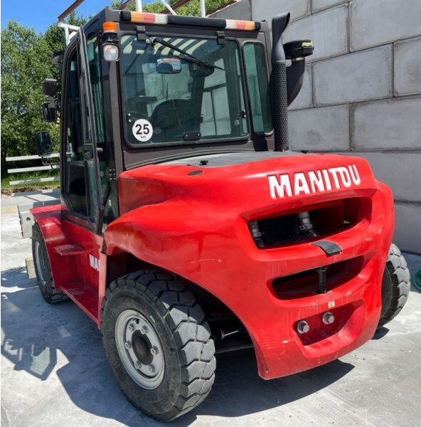 Manitou MI 60D - Dízel targonca: 4 kép. Manitou MI 60D - Dízel targonca: 4 kép.