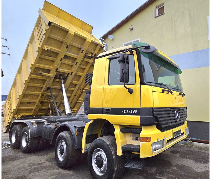 Mercedes-Benz 8x8 Actros 4148 set 132/88t ! - Billenőplatós teherautó: 1 kép. Mercedes-Benz 8x8 Actros 4148 set 132/88t ! - Billenőplatós teherautó: 1 kép.