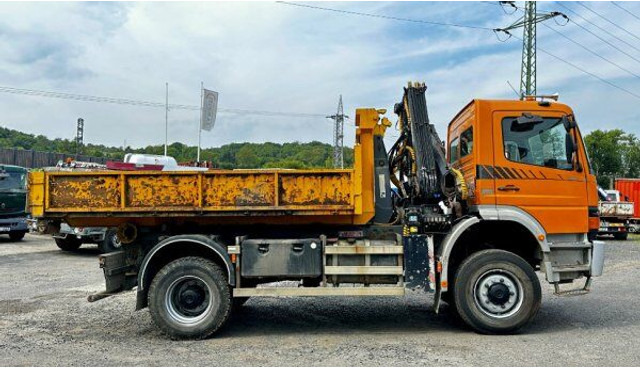 Mercedes-Benz Atego 1823 +HIAB - Horgos rakodó teherautó, Darus autó: 4 kép. Mercedes-Benz Atego 1823 +HIAB - Horgos rakodó teherautó, Darus autó: 4 kép.