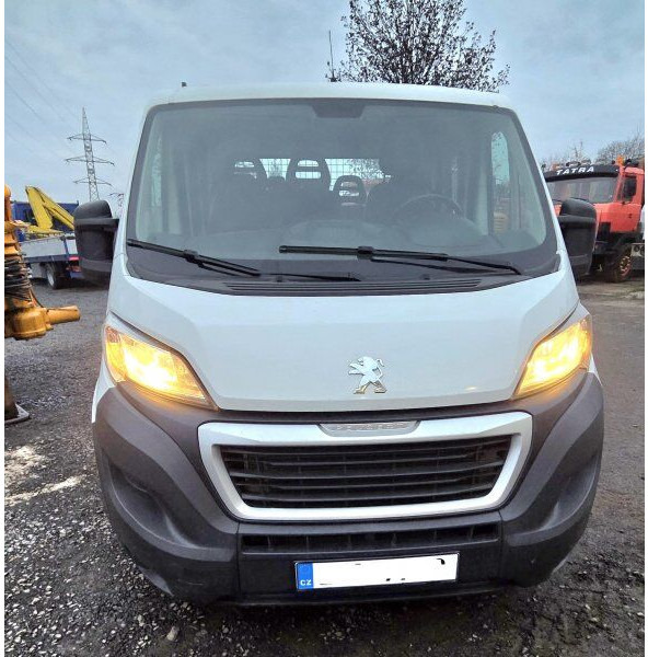 Peugeot Boxer 2.2 Hdi - Billenőplatós kisteherautó: 4 kép. Peugeot Boxer 2.2 Hdi - Billenőplatós kisteherautó: 4 kép.