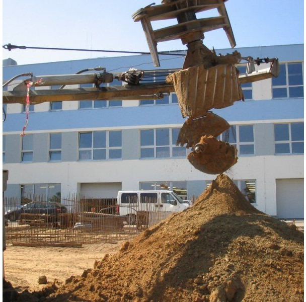 Fúrógép Tatra 148 6x6 +pilot ETAG/CALWELD - HB 300 (30m/150cm): 7 kép.