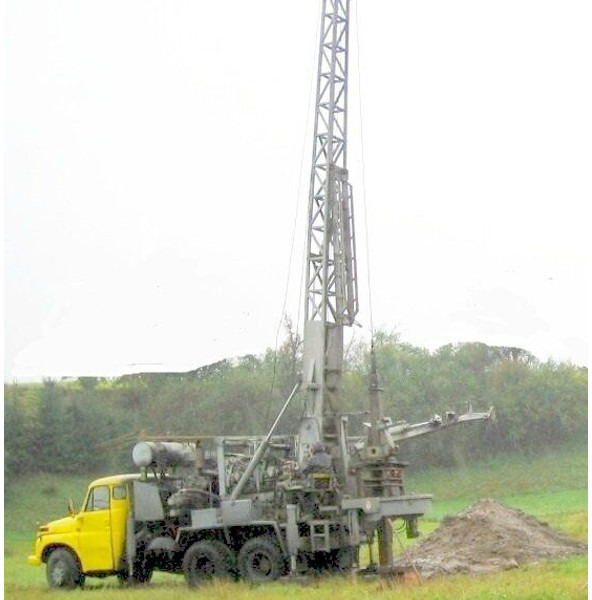 Tatra 148 6x6 +pilot ETAG/CALWELD - HB 300 (30m/150cm) - Fúrógép: 1 kép. Tatra 148 6x6 +pilot ETAG/CALWELD - HB 300 (30m/150cm) - Fúrógép: 1 kép.