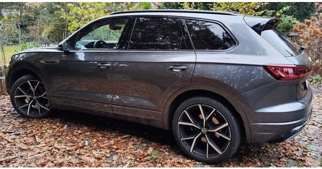 Volkswagen Touareg 3.0 TDi R-line 4-motion - Autó: 3 kép. Volkswagen Touareg 3.0 TDi R-line 4-motion - Autó: 3 kép.