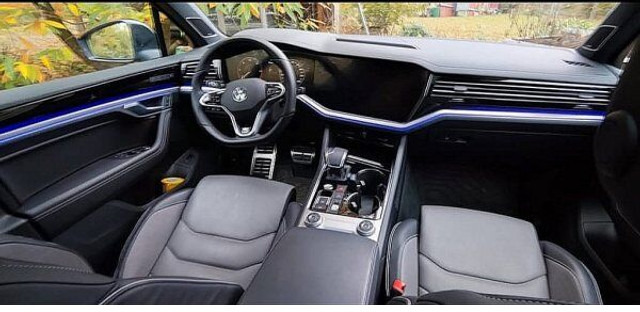 Volkswagen Touareg 3.0 TDi R-line 4-motion - Autó: 4 kép. Volkswagen Touareg 3.0 TDi R-line 4-motion - Autó: 4 kép.