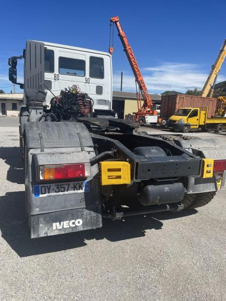 Iveco Trakker 450 - Nyergesvontató: 2 kép. Iveco Trakker 450 - Nyergesvontató: 2 kép.