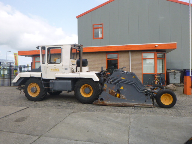 AMAG CONTRA-MIXER CM2-20 - Talajstabilizáló: 3 kép. AMAG CONTRA-MIXER CM2-20 - Talajstabilizáló: 3 kép.