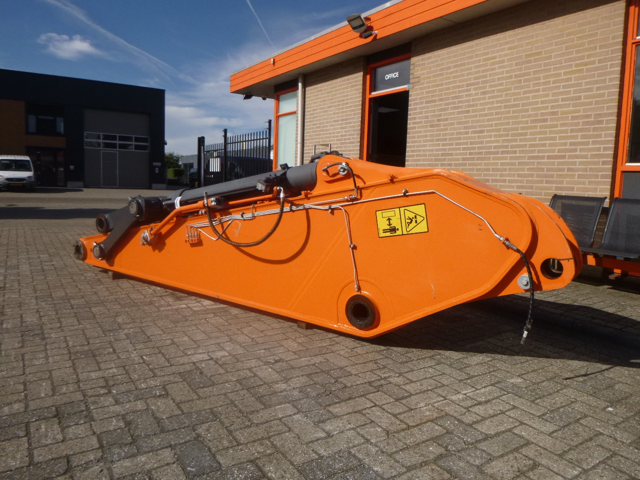 DOOSAN DX380LC - Darugém - Kotrógép: 2 kép. DOOSAN DX380LC - Darugém - Kotrógép: 2 kép.