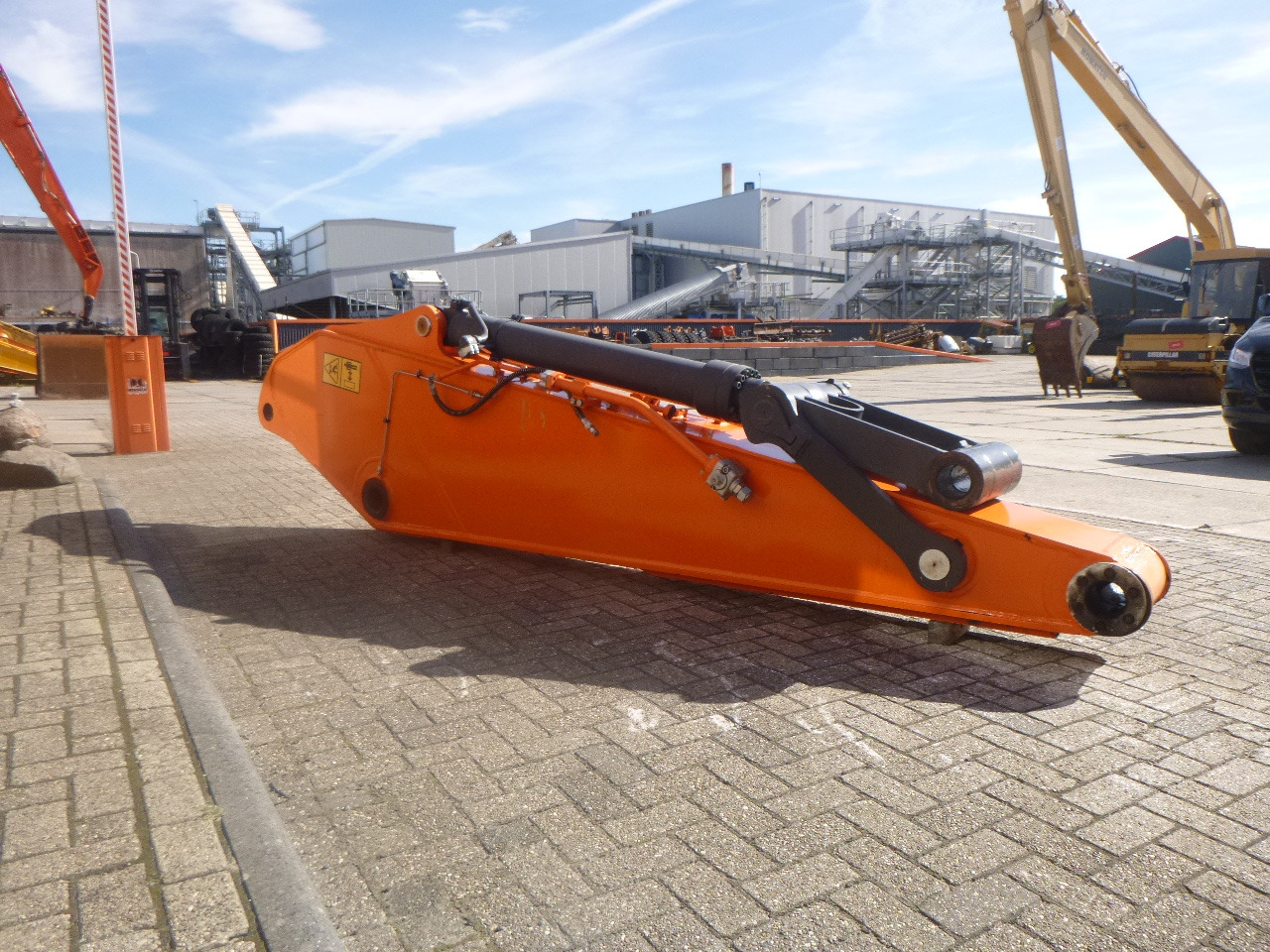 DOOSAN DX380LC - Darugém - Kotrógép: 4 kép. DOOSAN DX380LC - Darugém - Kotrógép: 4 kép.