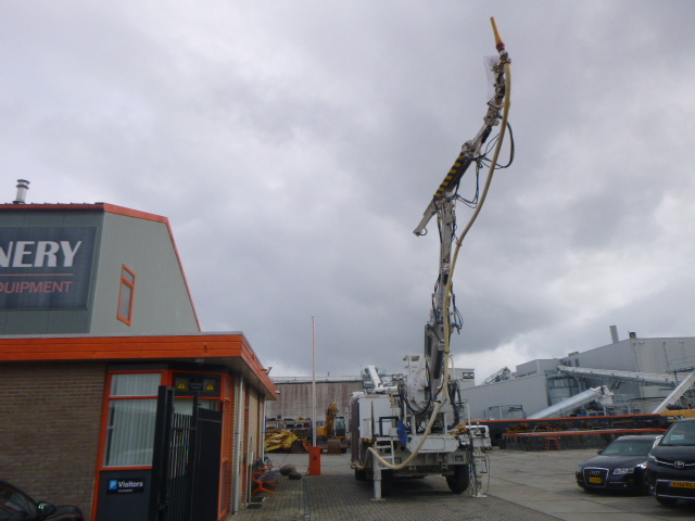FUJI BUSSAN B-SFW1C-6S DRY / WET SHOTCRETE & GUNITE MACHINE - Alagútfúró gépek: 3 kép. FUJI BUSSAN B-SFW1C-6S DRY / WET SHOTCRETE & GUNITE MACHINE - Alagútfúró gépek: 3 kép.
