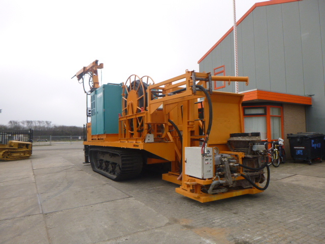 MOROOKA MST1500VD - D-SFC1C-11M - Betonipari gép: 2 kép. MOROOKA MST1500VD - D-SFC1C-11M - Betonipari gép: 2 kép.
