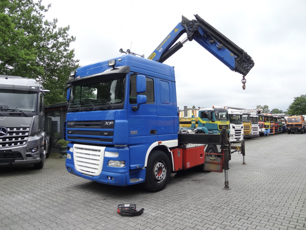 Daf XF105 460 6X2 Palfinger PK 34002 - Darus autó, Nyergesvontató: 1 kép. Daf XF105 460 6X2 Palfinger PK 34002 - Darus autó, Nyergesvontató: 1 kép.