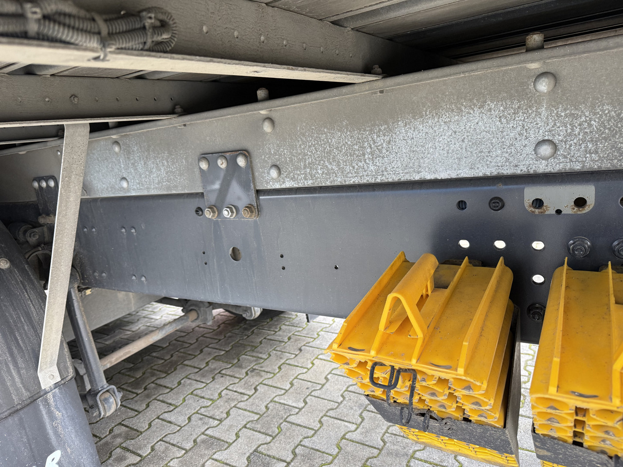 Daf XF480 6X2*4 Kran Hiab X-HiDuo 188 - Platós teherautó, Darus autó: 5 kép. Daf XF480 6X2*4 Kran Hiab X-HiDuo 188 - Platós teherautó, Darus autó: 5 kép.