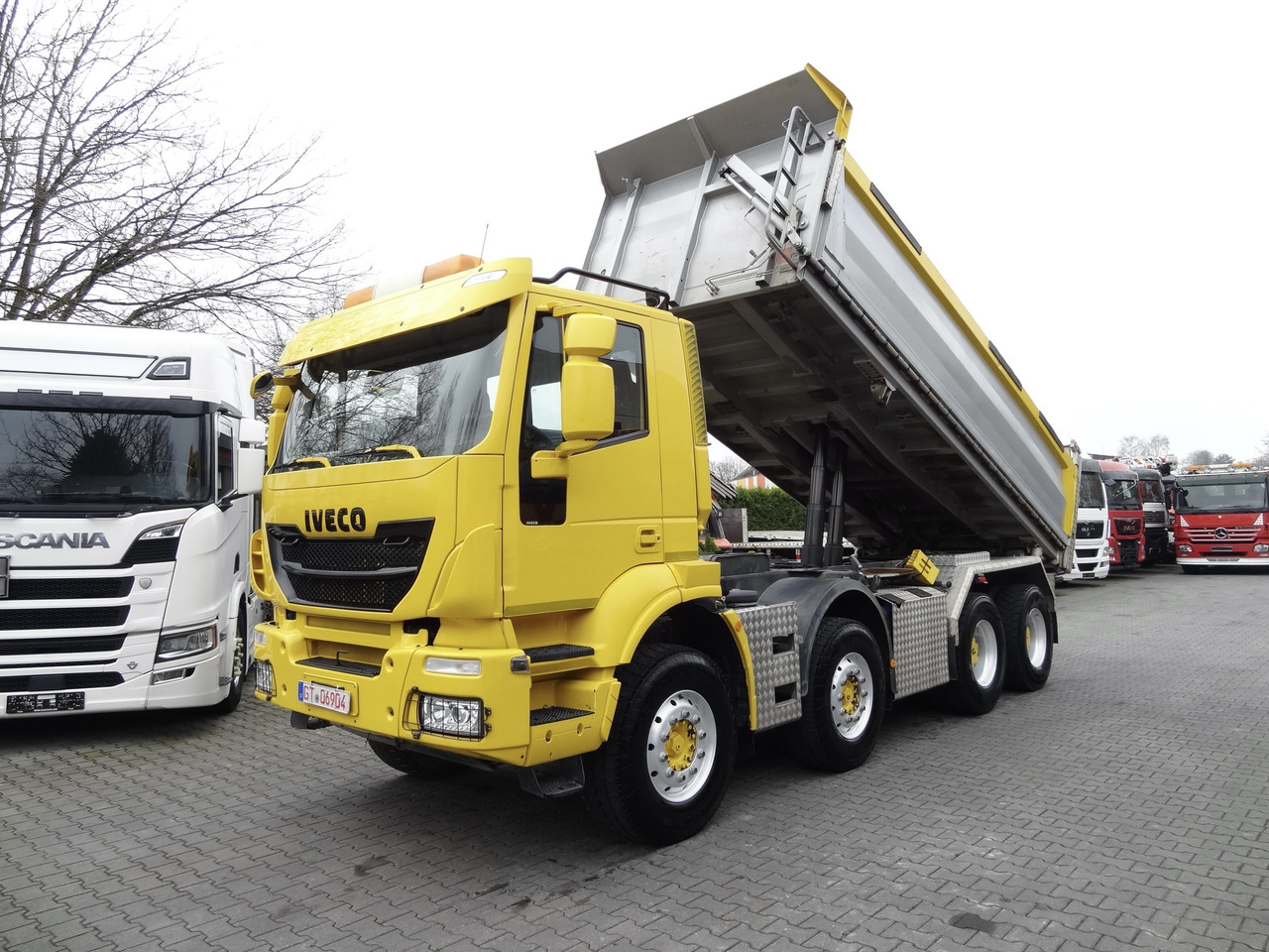 Iveco Trakker 450 8X4 Meiller - Billenőplatós teherautó: 1 kép. Iveco Trakker 450 8X4 Meiller - Billenőplatós teherautó: 1 kép.