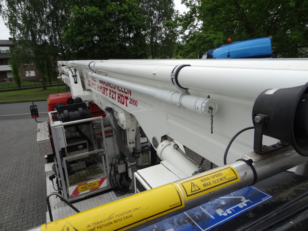 Emelőkosaras teherautó MAN L2000 18.284 Feuerwehr Bronto Skylift 27 Meter: 13 kép.