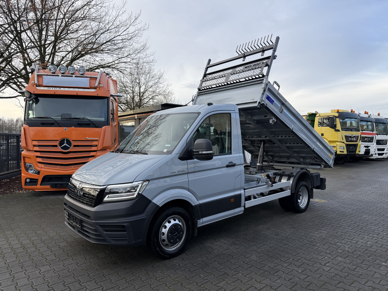 MAN TGE 6.160 Meiller Trigenius Neuwertig ! - Billenőplatós teherautó: 1 kép. MAN TGE 6.160 Meiller Trigenius Neuwertig ! - Billenőplatós teherautó: 1 kép.