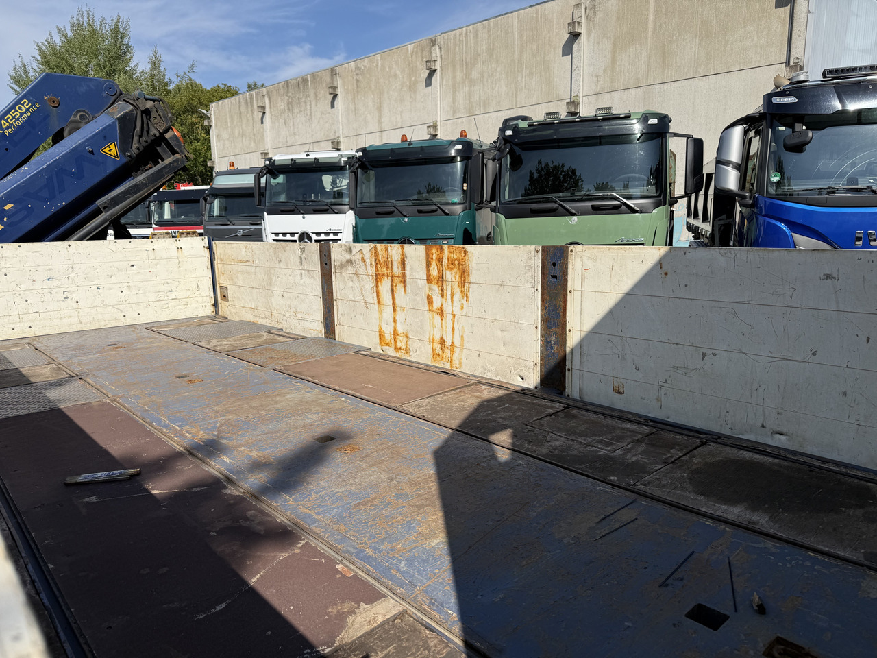 MAN TGX 26.440 6X2 Palfinger PK42502 - Darus autó, Platós teherautó: 3 kép. MAN TGX 26.440 6X2 Palfinger PK42502 - Darus autó, Platós teherautó: 3 kép.