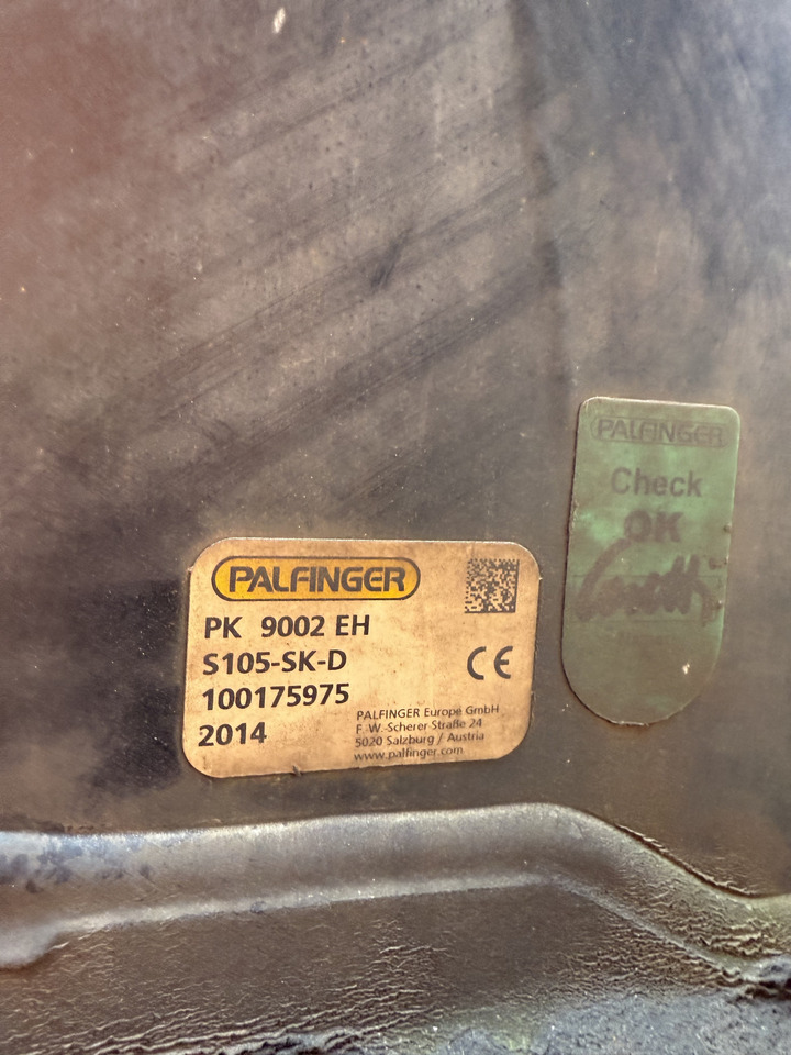 Mercedes-Benz Actros 1827 Kran Palfinger PK 9002 - Ponyvás teherautó, Darus autó: 5 kép. Mercedes-Benz Actros 1827 Kran Palfinger PK 9002 - Ponyvás teherautó, Darus autó: 5 kép.