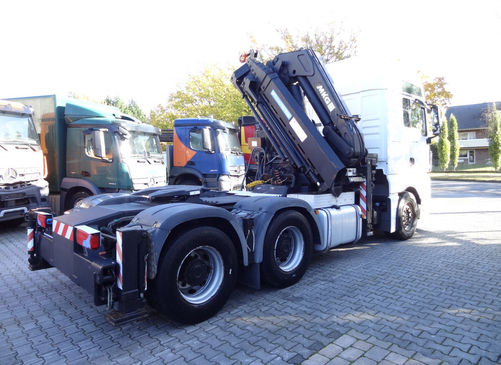 Nyergesvontató MAN TGX 33.480 6X4 Kran MKG 381 bis 20 Meter: 14 kép.
