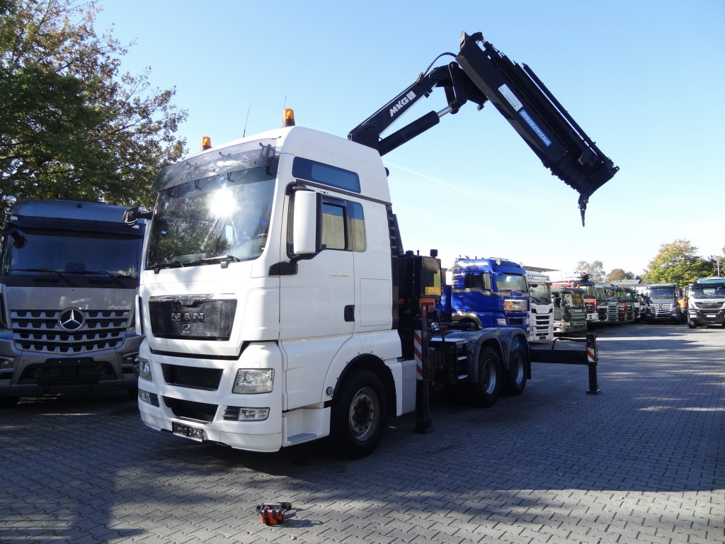 MAN TGX 33.480 6X4 Kran MKG 381 bis 20 Meter - Nyergesvontató: 1 kép. MAN TGX 33.480 6X4 Kran MKG 381 bis 20 Meter - Nyergesvontató: 1 kép.