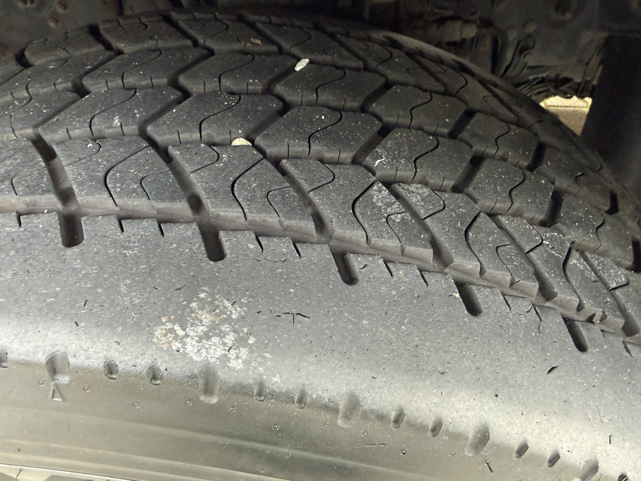 Scania G480 6X4 Kran Effer 255 6S bis 20.5 Meter - Nyergesvontató: 4 kép. Scania G480 6X4 Kran Effer 255 6S bis 20.5 Meter - Nyergesvontató: 4 kép.