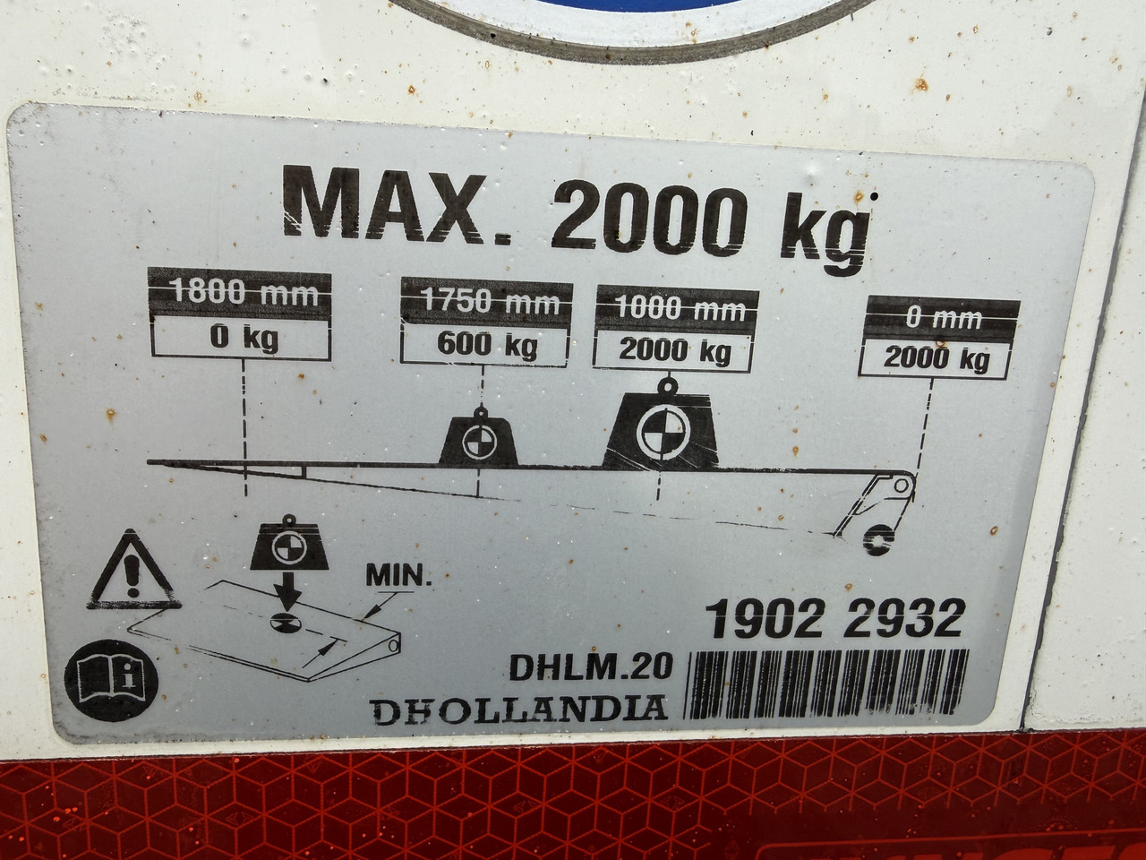 Scania P280 4X2 - Dobozos felépítményű teherautó: 4 kép. Scania P280 4X2 - Dobozos felépítményű teherautó: 4 kép.