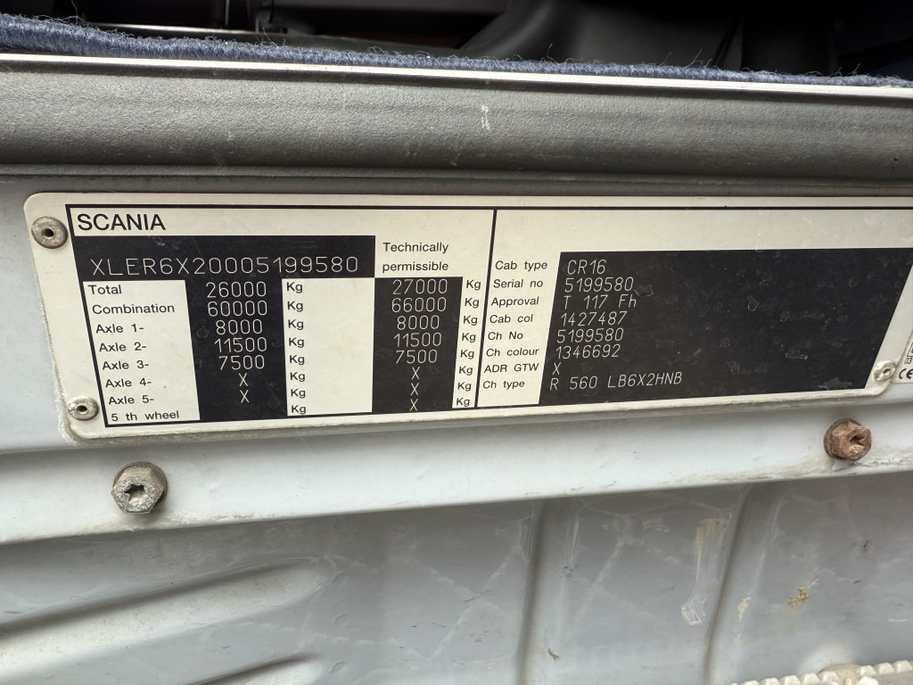 Scania R560 V8 6X2 Kranvorbereitung - Platós teherautó, Darus autó: 2 kép. Scania R560 V8 6X2 Kranvorbereitung - Platós teherautó, Darus autó: 2 kép.