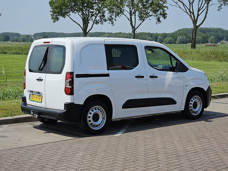 Citroën Berlingo 1.5 L1 Airco Navi Euro6! - Dobozos kisteherautó: 3 kép. Citroën Berlingo 1.5 L1 Airco Navi Euro6! - Dobozos kisteherautó: 3 kép.