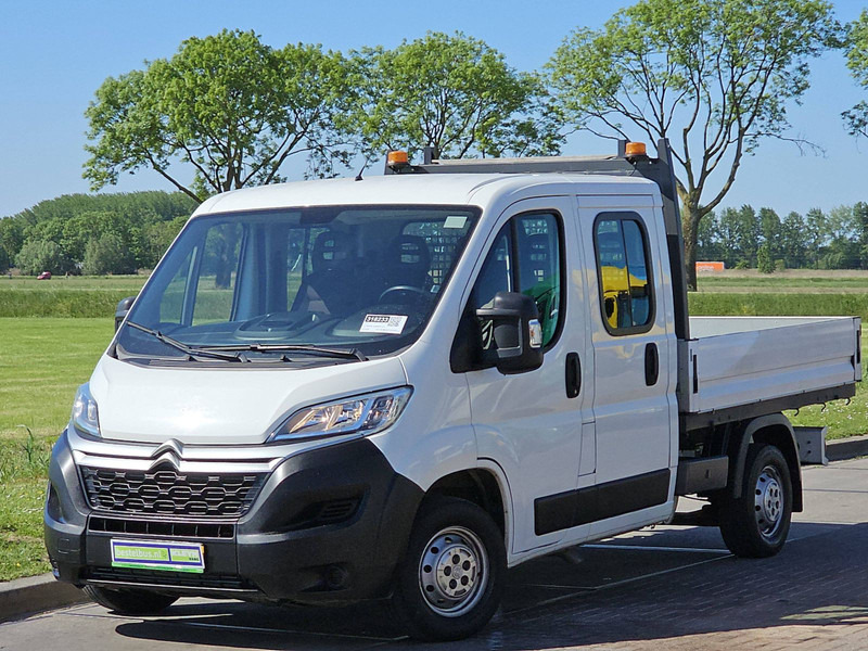 Citroën Jumper 2.0 DC 6pers EURO6 - Platós kisteherautó: 2 kép. Citroën Jumper 2.0 DC 6pers EURO6 - Platós kisteherautó: 2 kép.