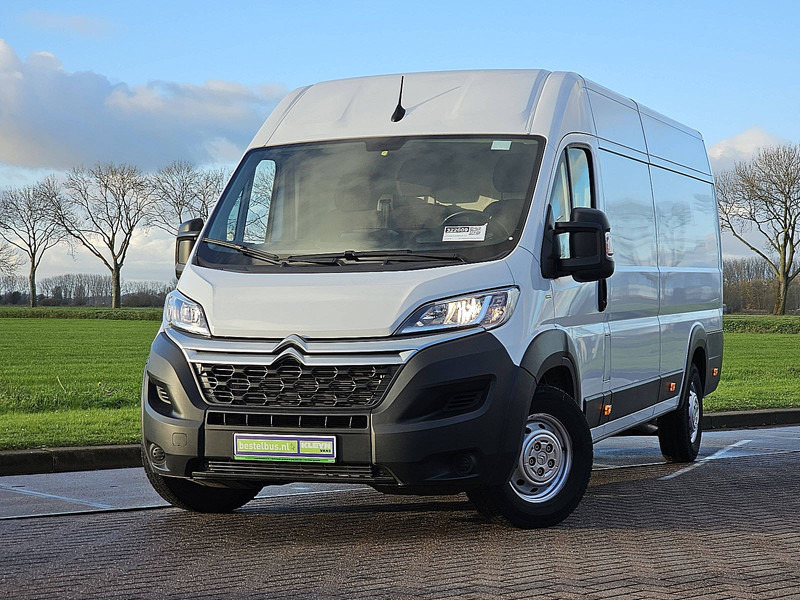 Citroën Jumper 2.2 L4H2 Maxi Airco - Furgon: 1 kép. Citroën Jumper 2.2 L4H2 Maxi Airco - Furgon: 1 kép.