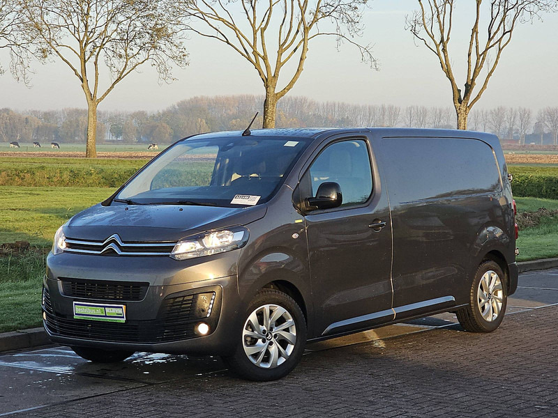 Citroën Jumpy 1.6 ac L2 EURO6 - Kis furgon: 2 kép. Citroën Jumpy 1.6 ac L2 EURO6 - Kis furgon: 2 kép.