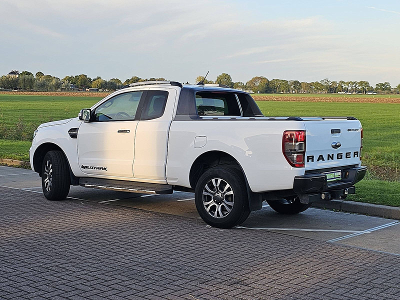 Pickup Ford Ranger  2.0  213 WILDTRACK: 6 kép.