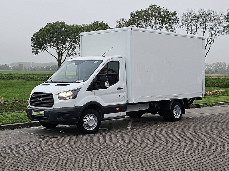 Ford Transit 2.0 - Dobozos kisteherautó: 2 kép. Ford Transit 2.0 - Dobozos kisteherautó: 2 kép.