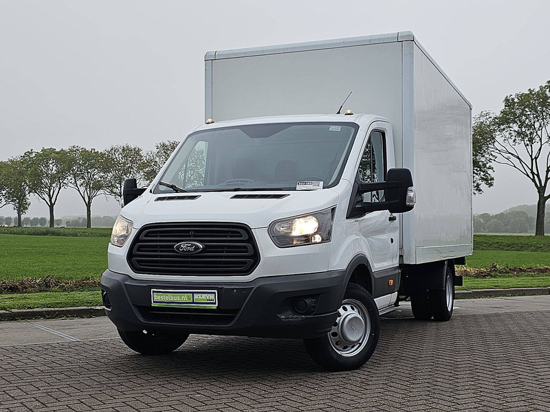Ford Transit 2.0 - Dobozos kisteherautó: 1 kép. Ford Transit 2.0 - Dobozos kisteherautó: 1 kép.