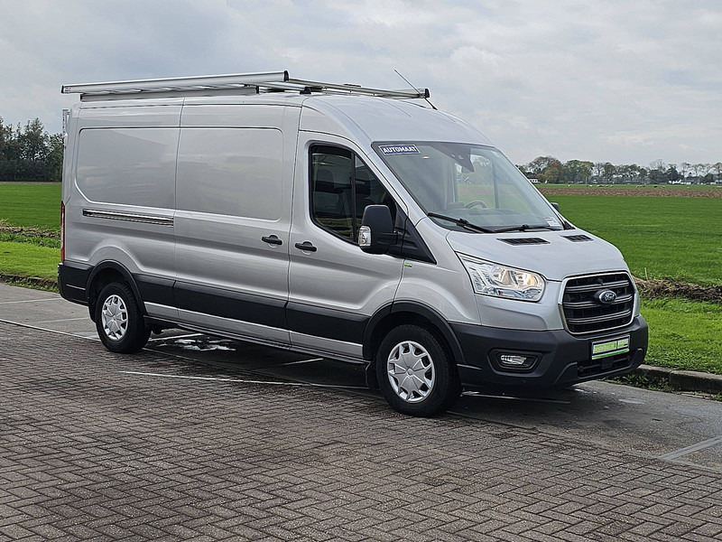 Ford Transit 2.0 L3H2 2xZijdeur Autom - Furgon: 5 kép. Ford Transit 2.0 L3H2 2xZijdeur Autom - Furgon: 5 kép.