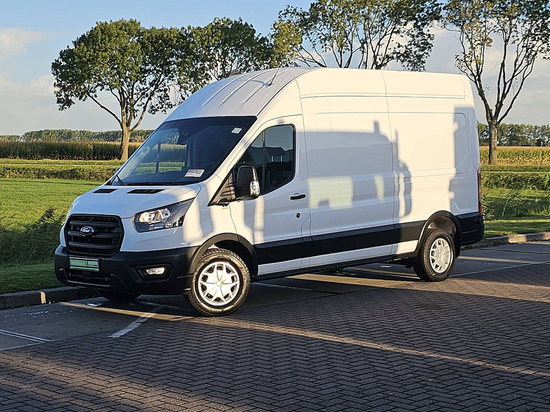 Ford Transit 2.0 L3H3 Nav 360Camera! - Furgon: 2 kép. Ford Transit 2.0 L3H3 Nav 360Camera! - Furgon: 2 kép.