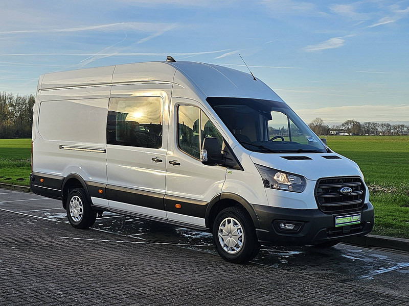Ford Transit 2.0 TDCI 170 L4H3 - Furgon: 5 kép. Ford Transit 2.0 TDCI 170 L4H3 - Furgon: 5 kép.