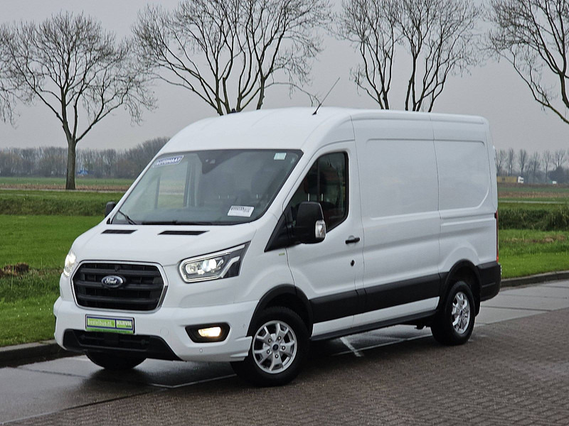 Ford Transit 2.0 TDCI 185 LIMITED L2H - Furgon: 2 kép. Ford Transit 2.0 TDCI 185 LIMITED L2H - Furgon: 2 kép.