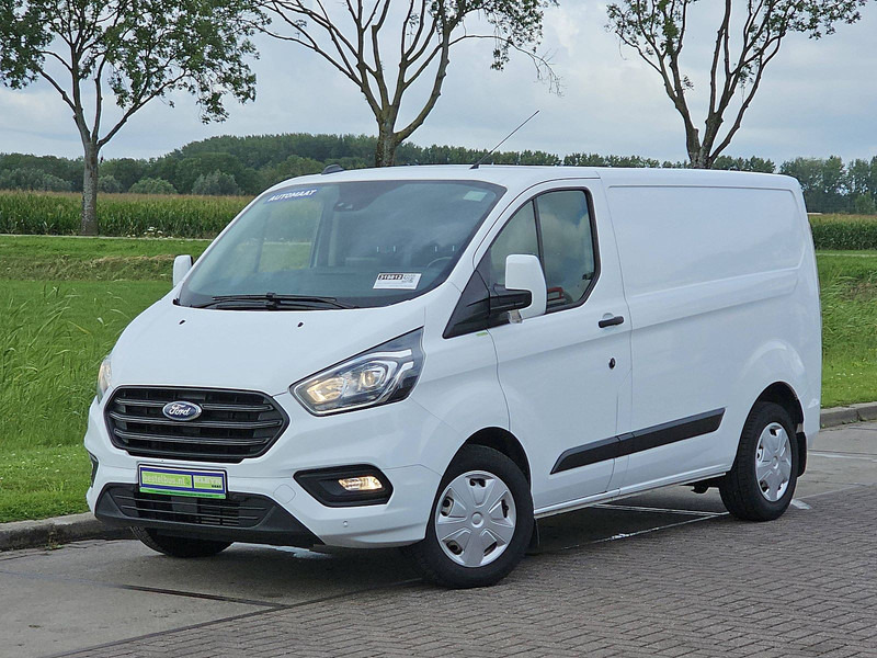 Ford Transit Custom 2.0 L1H1 Navi Airco - Kis furgon: 2 kép. Ford Transit Custom 2.0 L1H1 Navi Airco - Kis furgon: 2 kép.