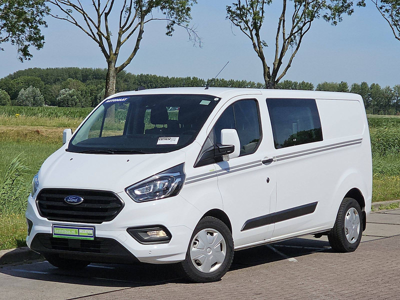 Ford Transit Custom 2.0 L2H1 Dub.- Cab. Navi - Kis furgon: 2 kép. Ford Transit Custom 2.0 L2H1 Dub.- Cab. Navi - Kis furgon: 2 kép.