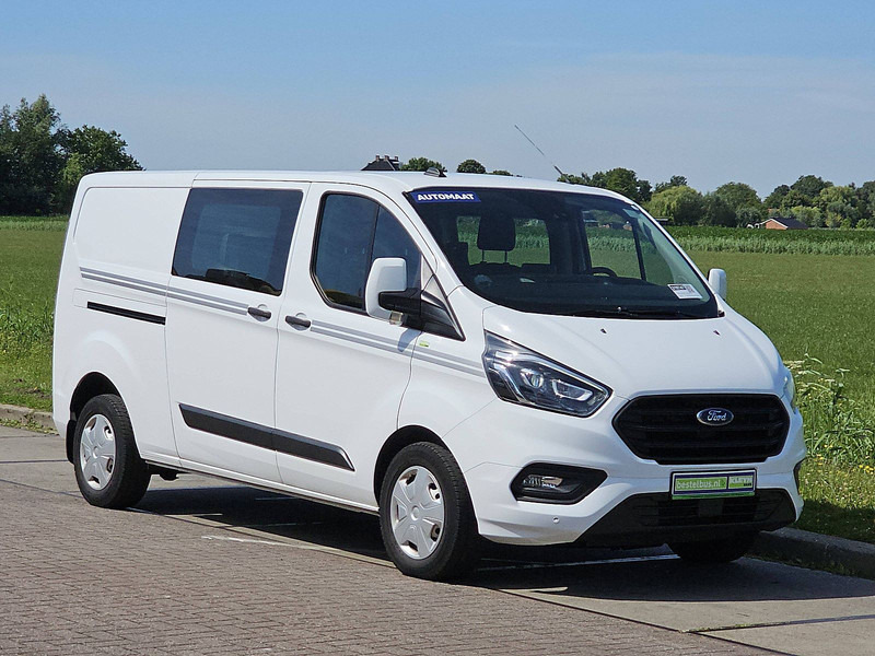Ford Transit Custom 2.0 L2H1 Dub.- Cab. Navi - Kis furgon: 5 kép. Ford Transit Custom 2.0 L2H1 Dub.- Cab. Navi - Kis furgon: 5 kép.