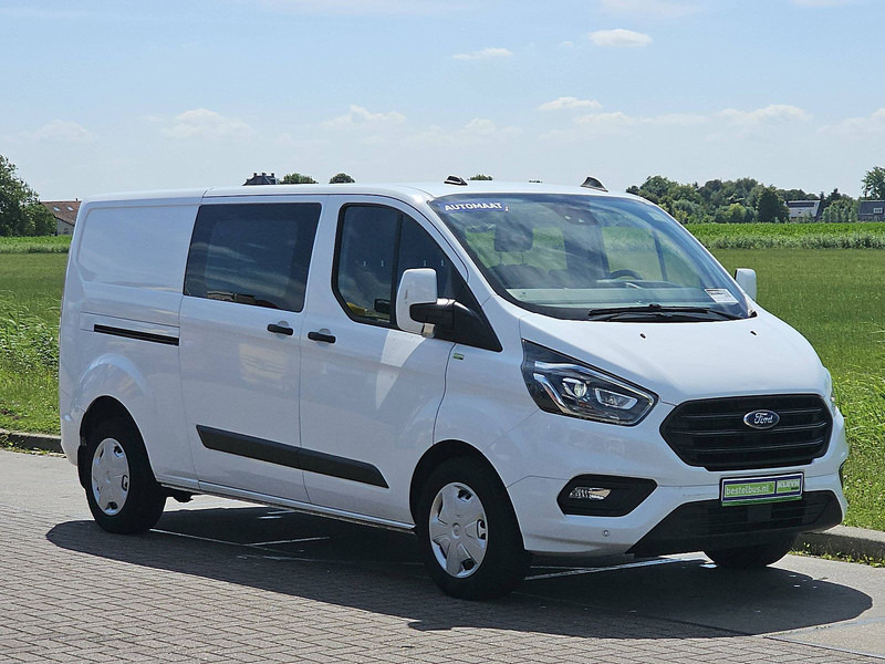 Ford Transit Custom 2.0 L2H1 Dub.-Cab. Navi - Kis furgon: 5 kép. Ford Transit Custom 2.0 L2H1 Dub.-Cab. Navi - Kis furgon: 5 kép.