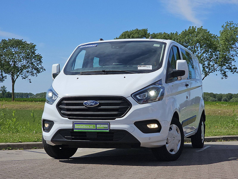 Ford Transit Custom 2.0 L2H1 Dub.-Cab. Navi - Kis furgon: 1 kép. Ford Transit Custom 2.0 L2H1 Dub.-Cab. Navi - Kis furgon: 1 kép.