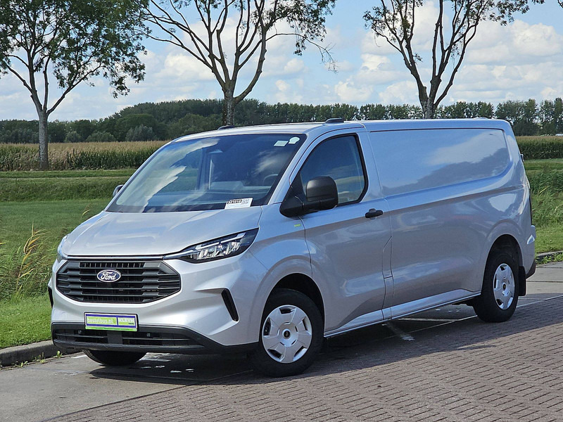 Ford Transit Custom 2.0 L2H1 Navi LED! - Furgon: 2 kép. Ford Transit Custom 2.0 L2H1 Navi LED! - Furgon: 2 kép.