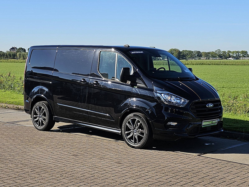 Ford Transit Custom 2.0 SPORT 185Pk NAP! - Kis furgon: 5 kép. Ford Transit Custom 2.0 SPORT 185Pk NAP! - Kis furgon: 5 kép.