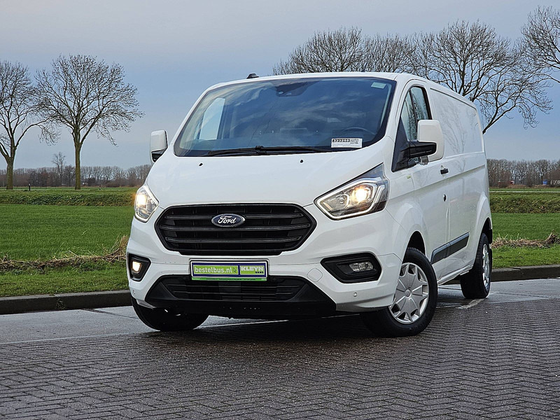 Ford Transit Custom 2.0 TDCI 130 TREND L2 - Kis furgon: 1 kép. Ford Transit Custom 2.0 TDCI 130 TREND L2 - Kis furgon: 1 kép.
