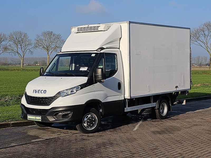 Iveco Daily 35 C 16 3.0 FRIGO D/N - Hűtős kisteherautó: 2 kép. Iveco Daily 35 C 16 3.0 FRIGO D/N - Hűtős kisteherautó: 2 kép.