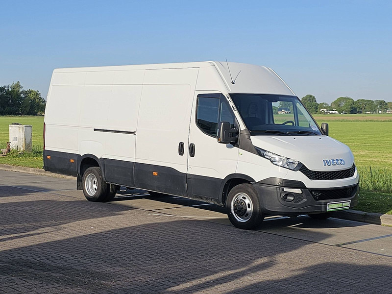 Iveco Daily 35C15 - Furgon: 5 kép. Iveco Daily 35C15 - Furgon: 5 kép.