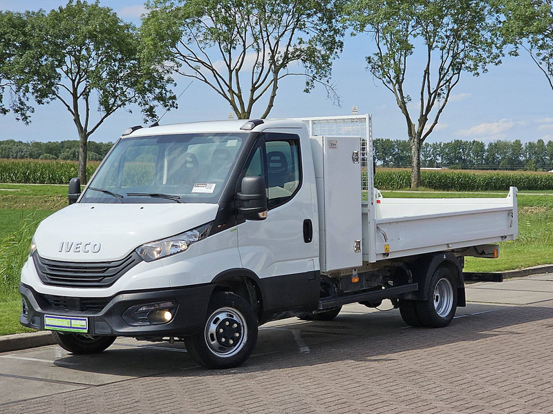 Iveco Daily 35C16 3.0L Kipper Kist AC! - Billenőplatós kisteherautó: 2 kép. Iveco Daily 35C16 3.0L Kipper Kist AC! - Billenőplatós kisteherautó: 2 kép.